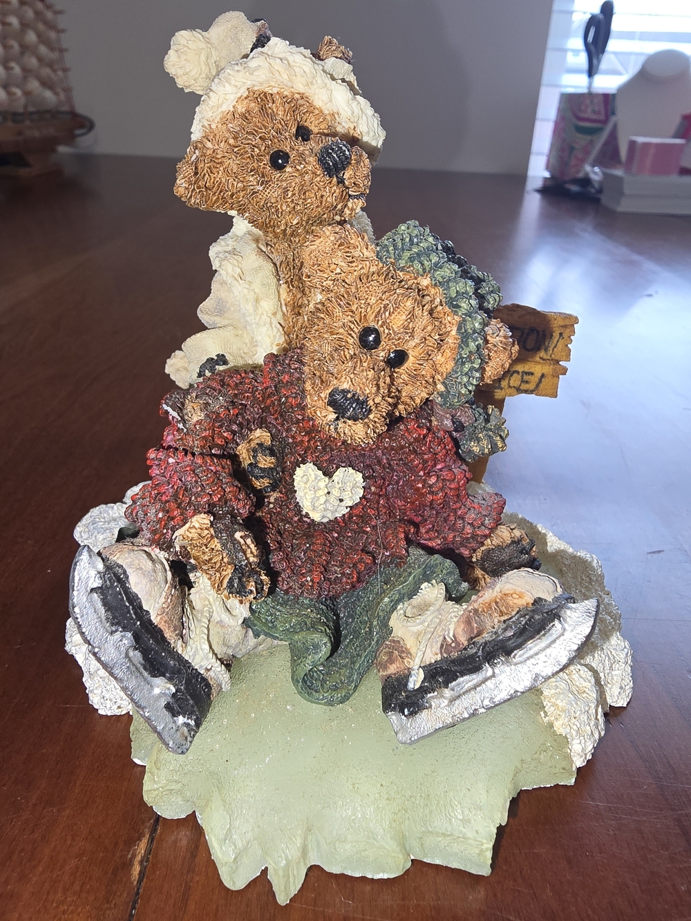 Boyds Bears and Friends figurine "Simone & Bailey... Helping Hands" Style #2267